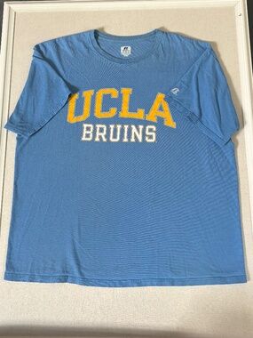 Vintage Russell Athletic Men’s Blue UCLA T-Shirt Size XL